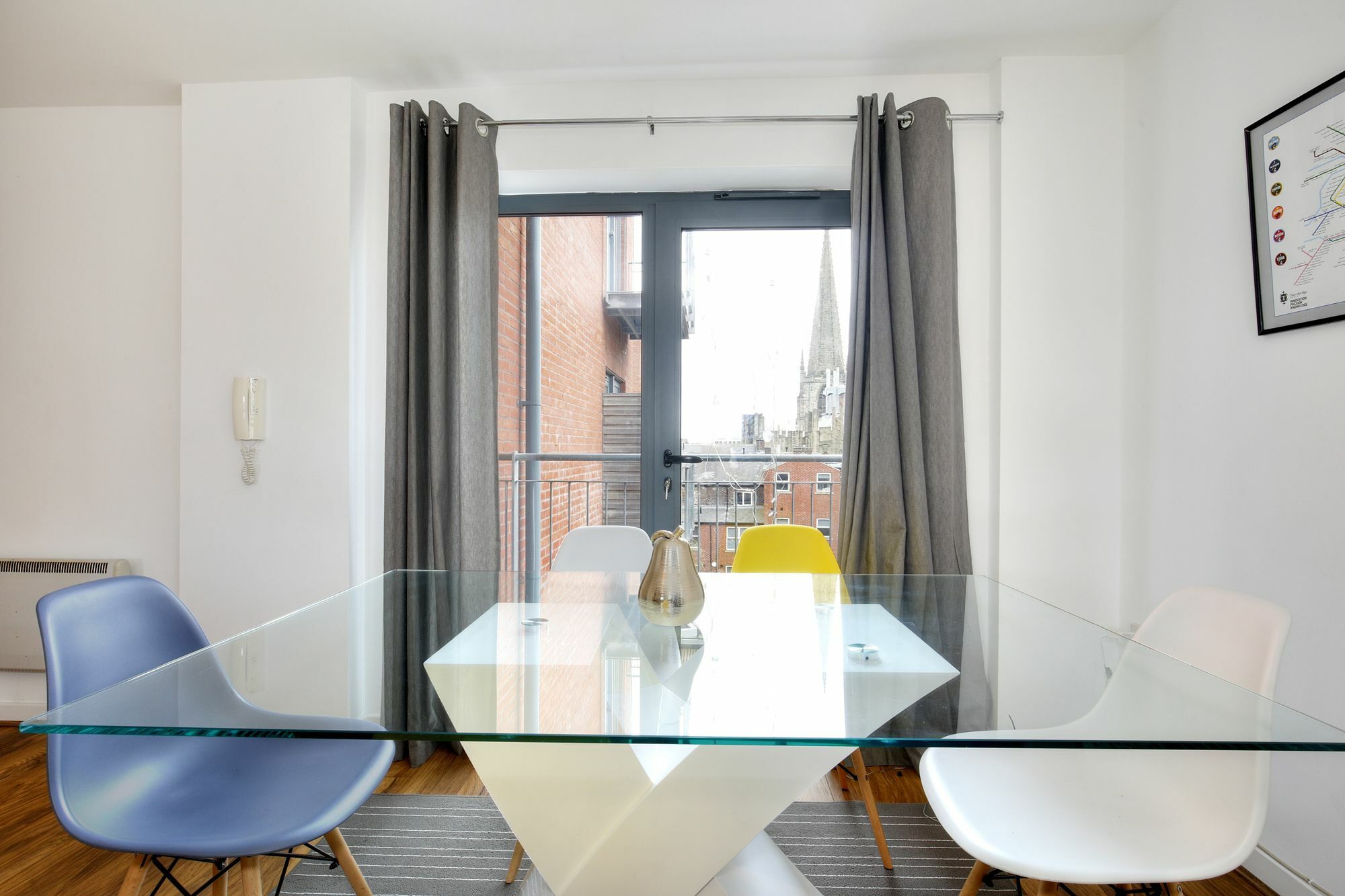 The Cathedral Suite Apartment With Love Your Stay Sheffield Eksteriør bilde